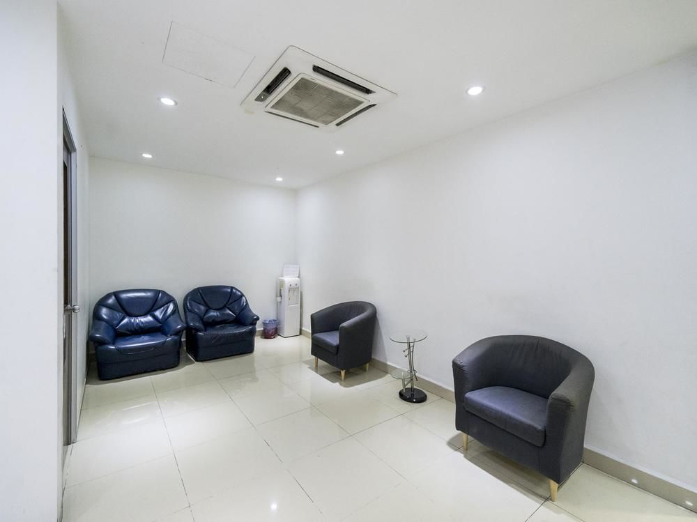 Oyo 280 Hotel Dragon Inn Куала-Лумпур Экстерьер фото